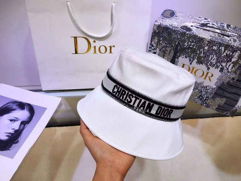 Dior Cap-340