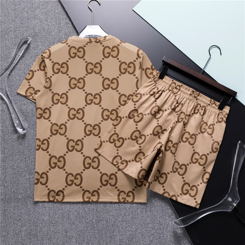 Gucci Suits-265