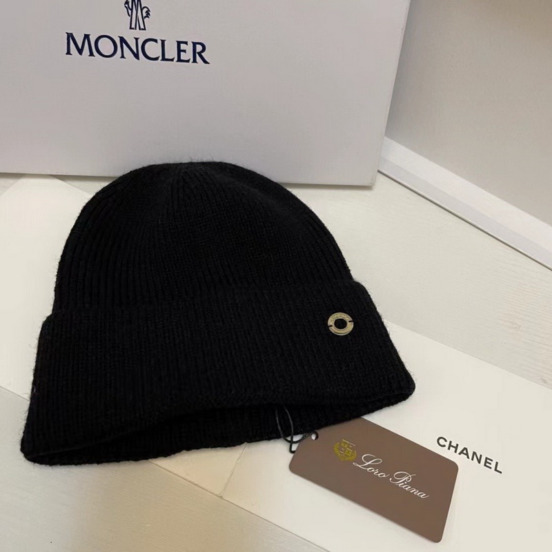 Lora Piana Beanies-007