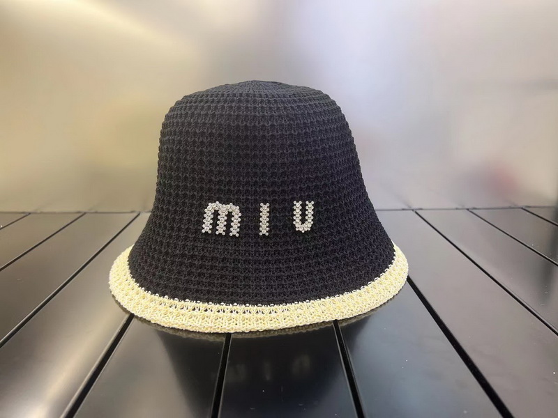 MiuMiu Beanies-001