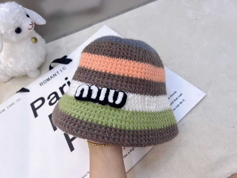 MiuMiu Beanies-007