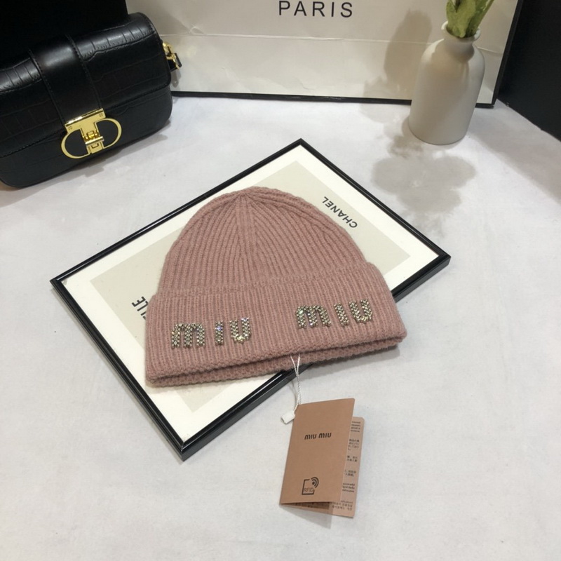 MiuMiu Beanies-013