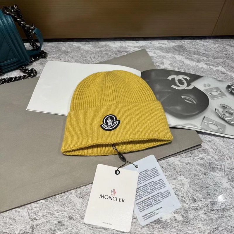 Moncler Beanies-098