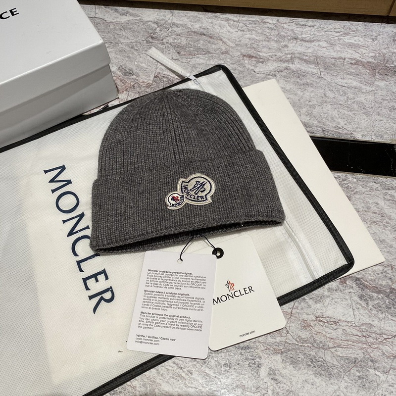 Moncler Beanies-135