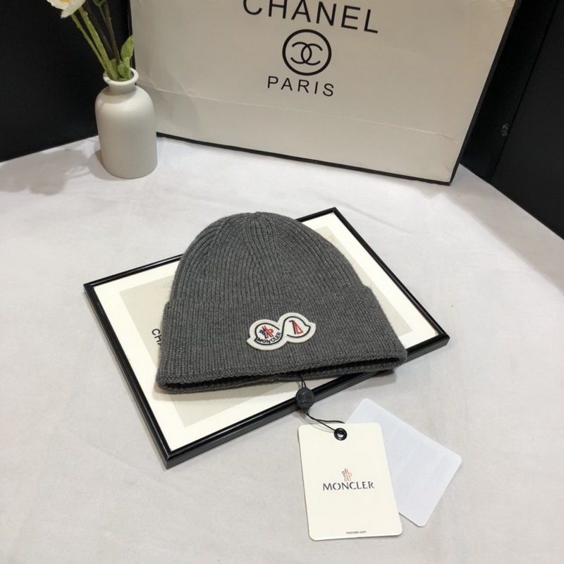 Moncler Beanies-147