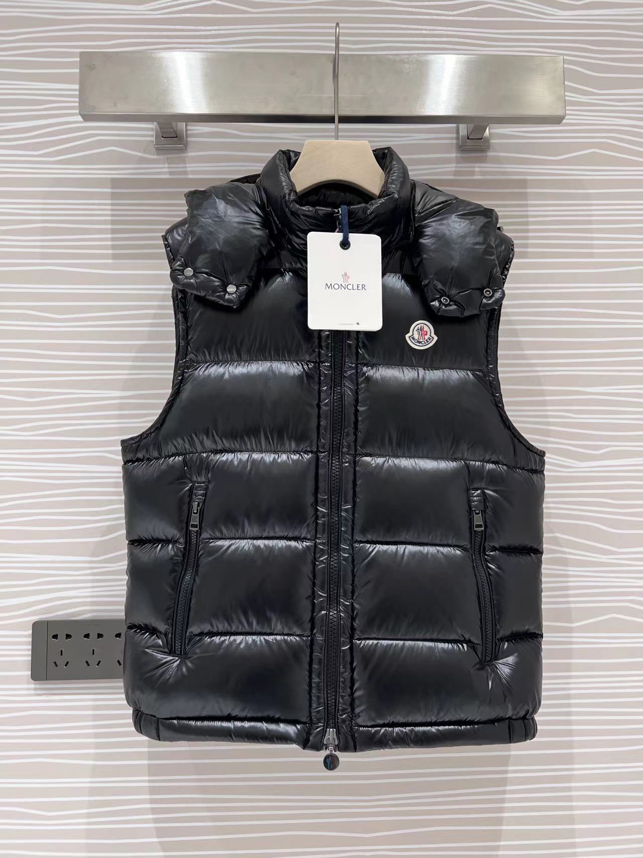 Moncler Vest Coat-026