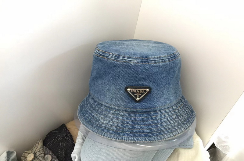 Prada Cap-025