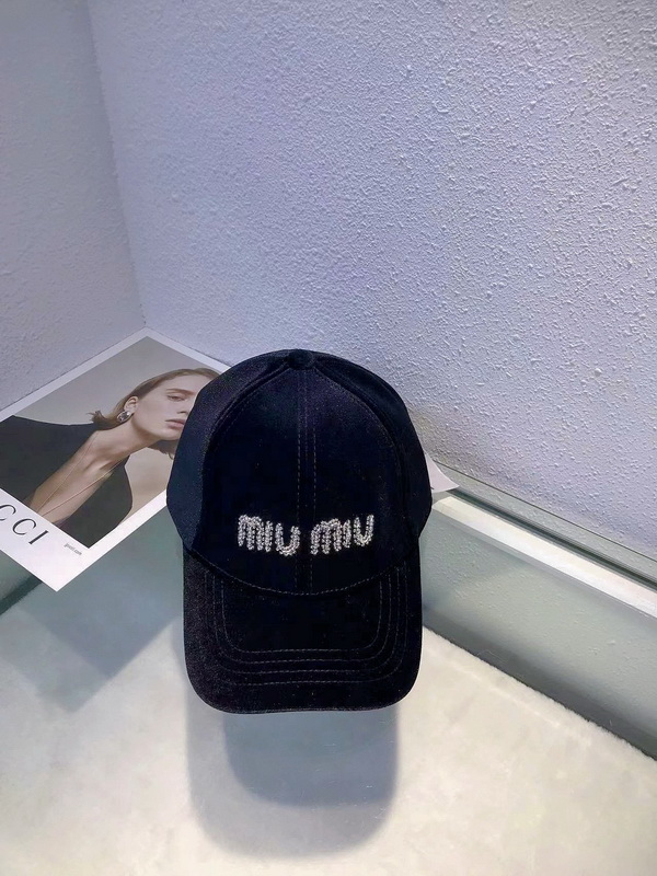 miumiu Cap-008