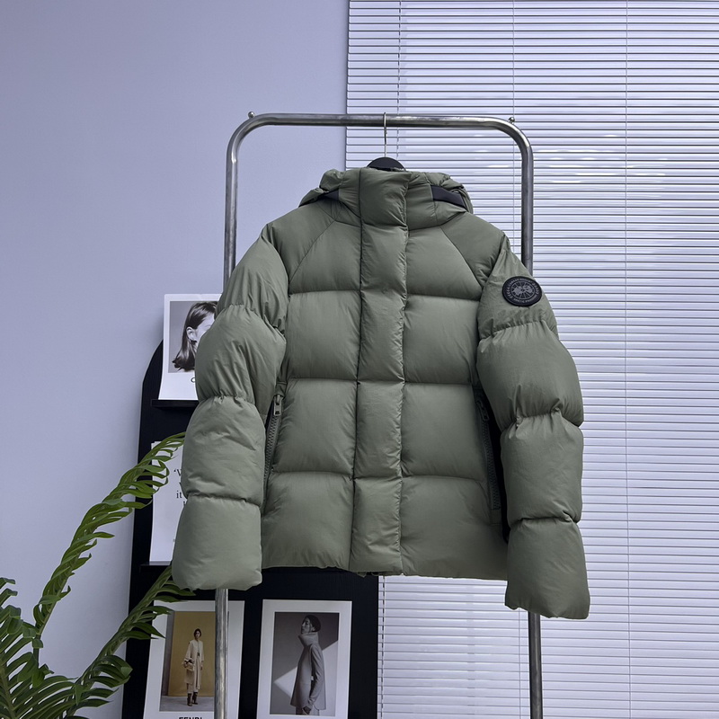 Canada Goose Coat-303