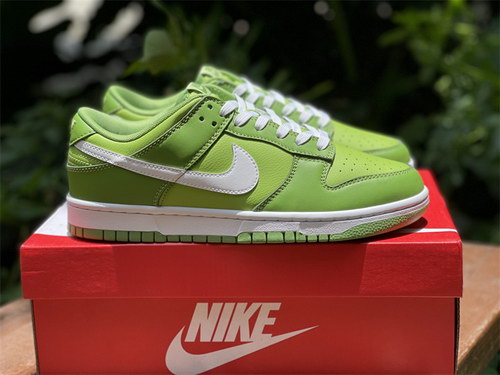 Nike Dunk Low “Kermit”