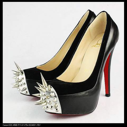 Christian Louboutin High Heel-013