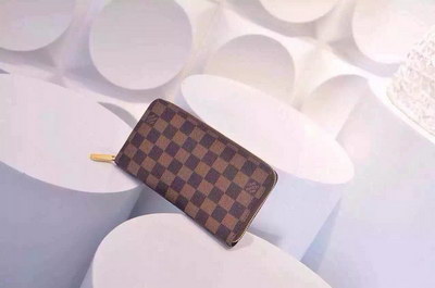 LV Wallets AAA(Men)-002