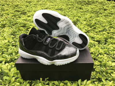 Air Jordan 11 Low Barons