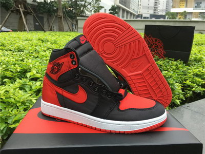 Air Jordan 1 OG High SE “Satin”